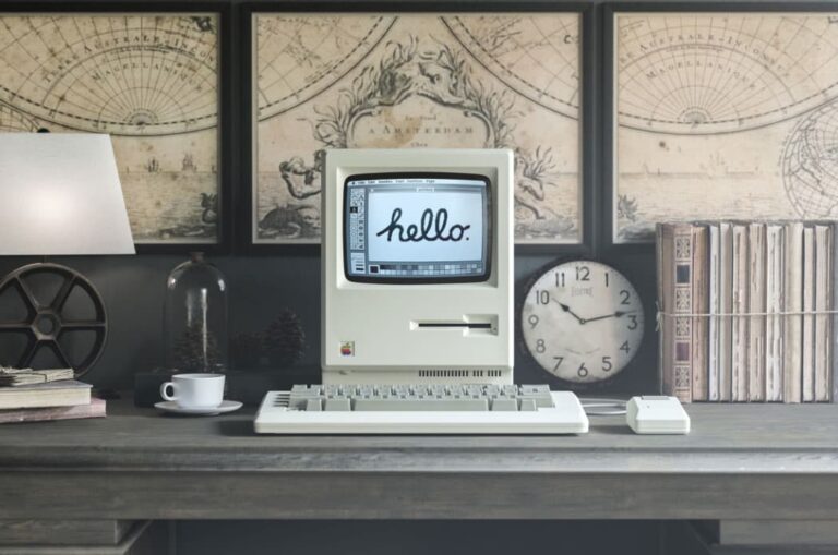 Free 1984 Apple Macintosh Mockup